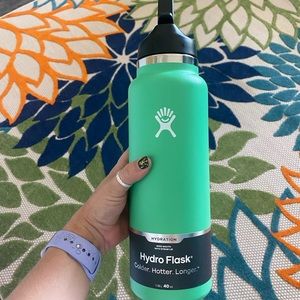 🆕 HydroFlask • Spearmint